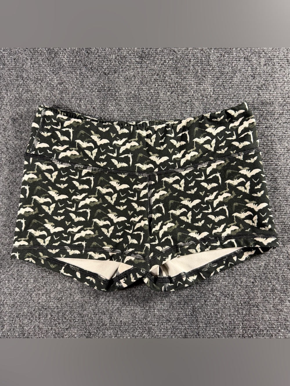 FLEO Halloween Bats Black & White Shorts Women's Size S Workout Gym Athleisure